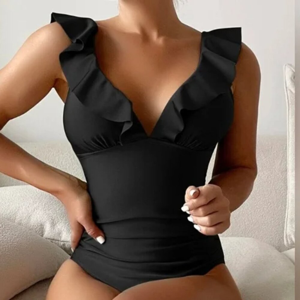 Cupshe Ruffle One Piece Swimsuit | V-Neck | Lace-Up Back | Black | Size XL | NWT